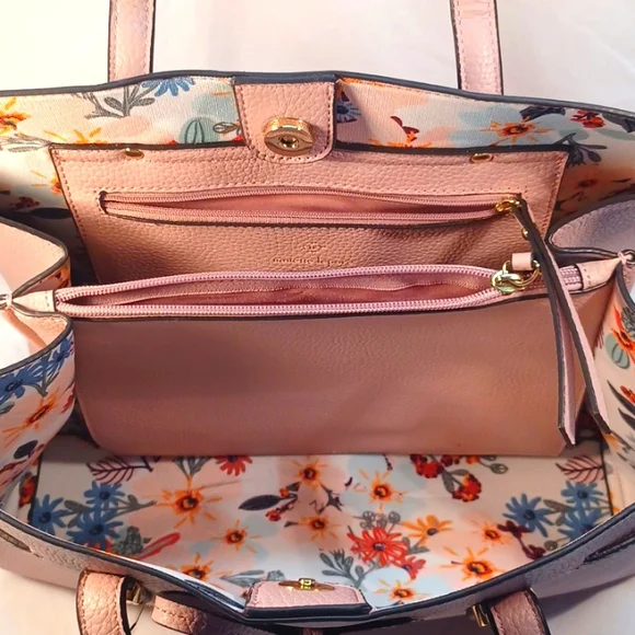 New with Tags Pink Tote by Nanette Lepore. Vegan Leather Beautiful Lining 😍 - Picture 3 of 8